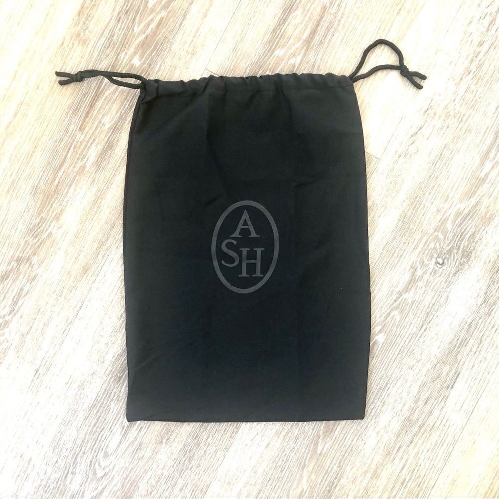 Ash dust bag